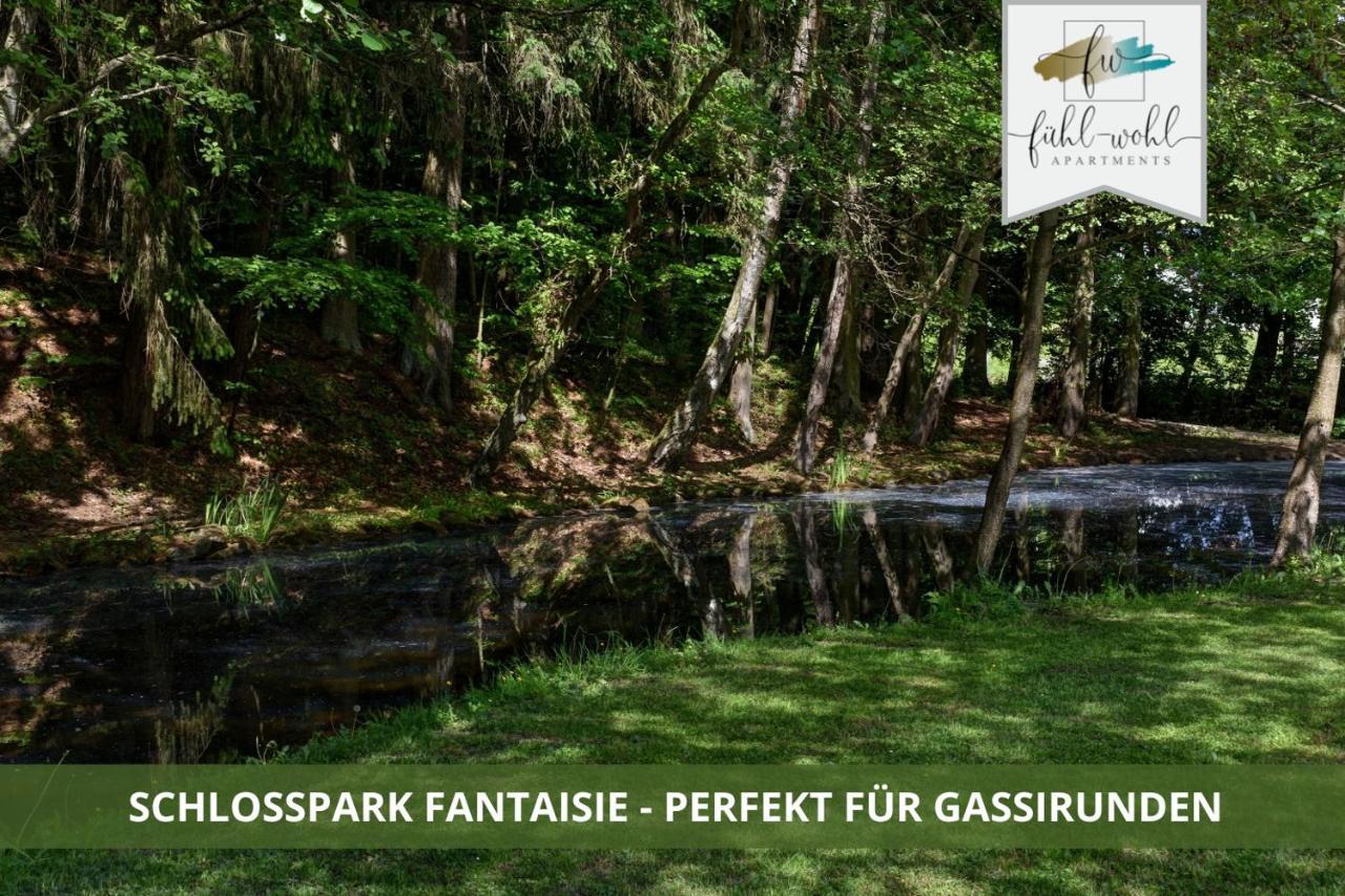 Ferienhaus Fantaisie - Wohnen Nahe Schlosspark -Stadtgrenze Bayreuth Fuer 1-5 Pers, Hunde Willkommen, Voll Eingezaeunt Eckersdorf ภายนอก รูปภาพ